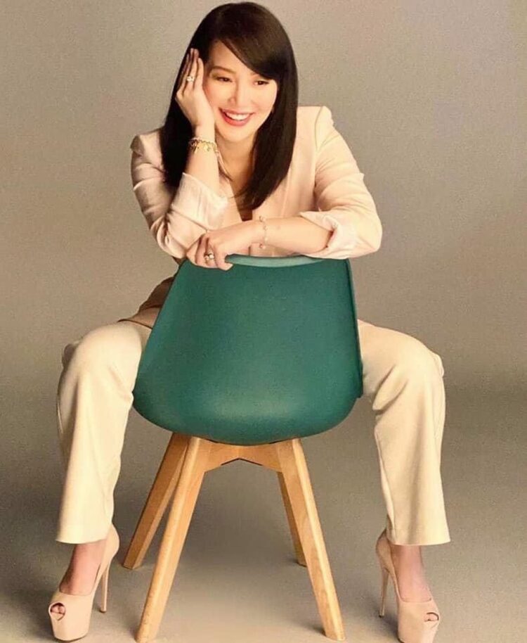 kris aquino feet 3