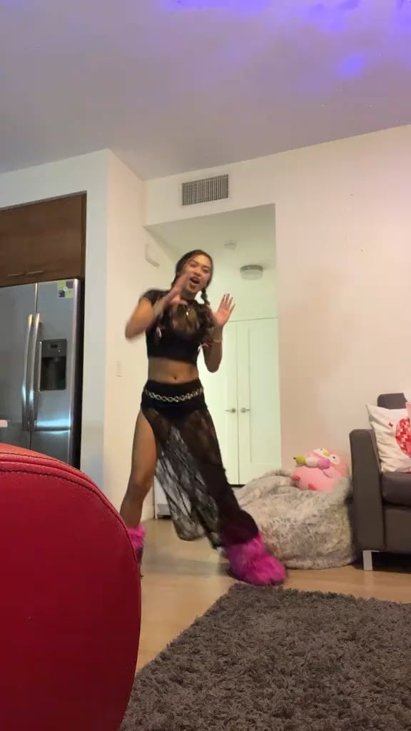 krischelle delgado feet 6