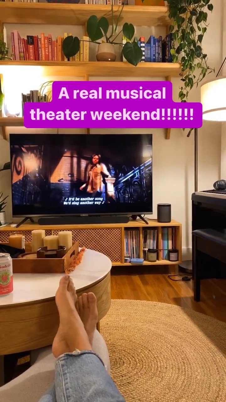 krishna priya feet 3