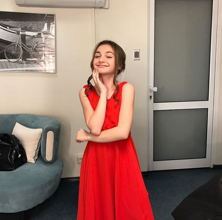 krisia todorova feet 5