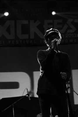 krisna pratiwi feet 6