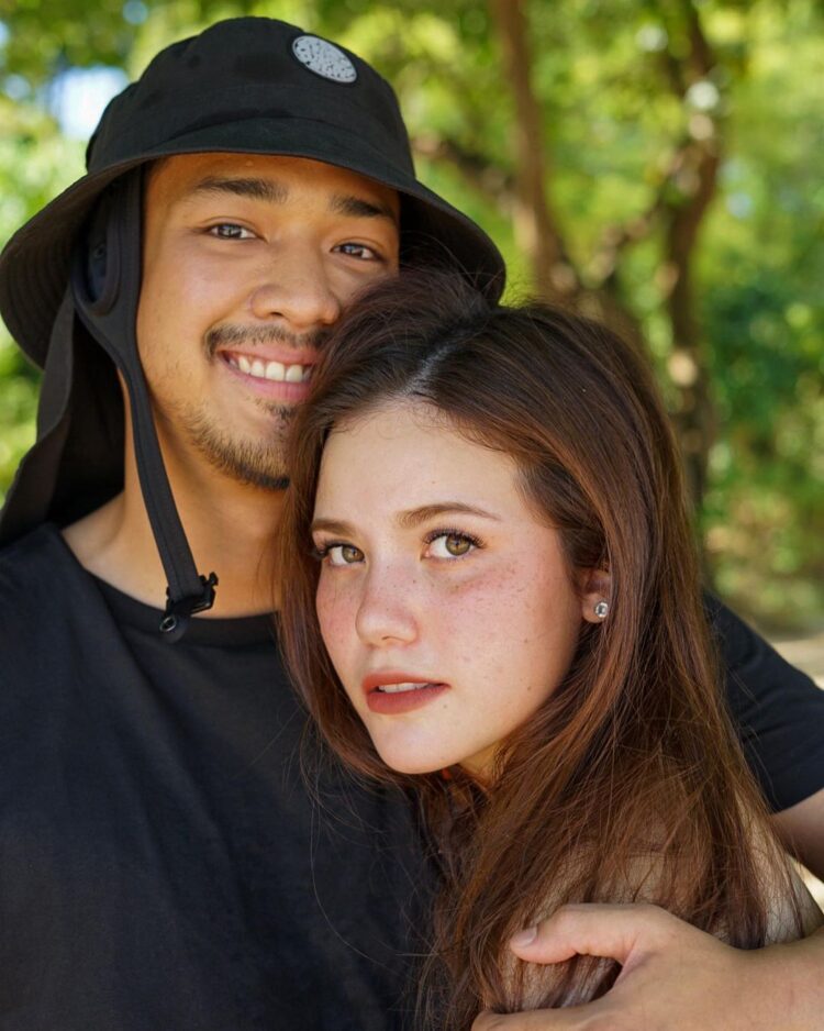 krissie krissiri sukhsvasti feet 5