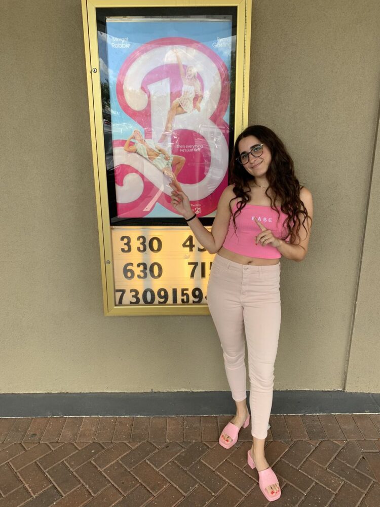 kristen arnett feet 3