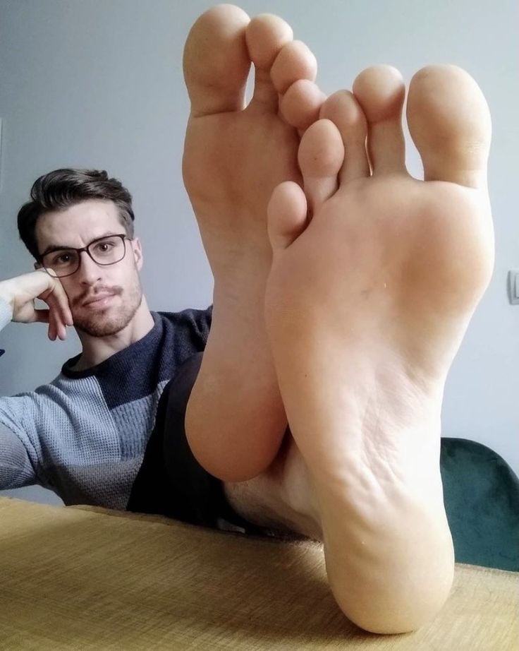 kristen espinosa feet 6