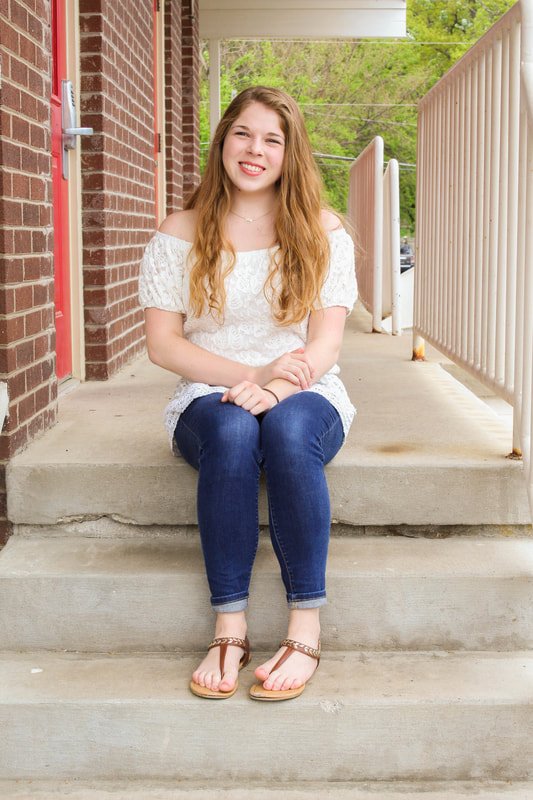 kristen fowler feet