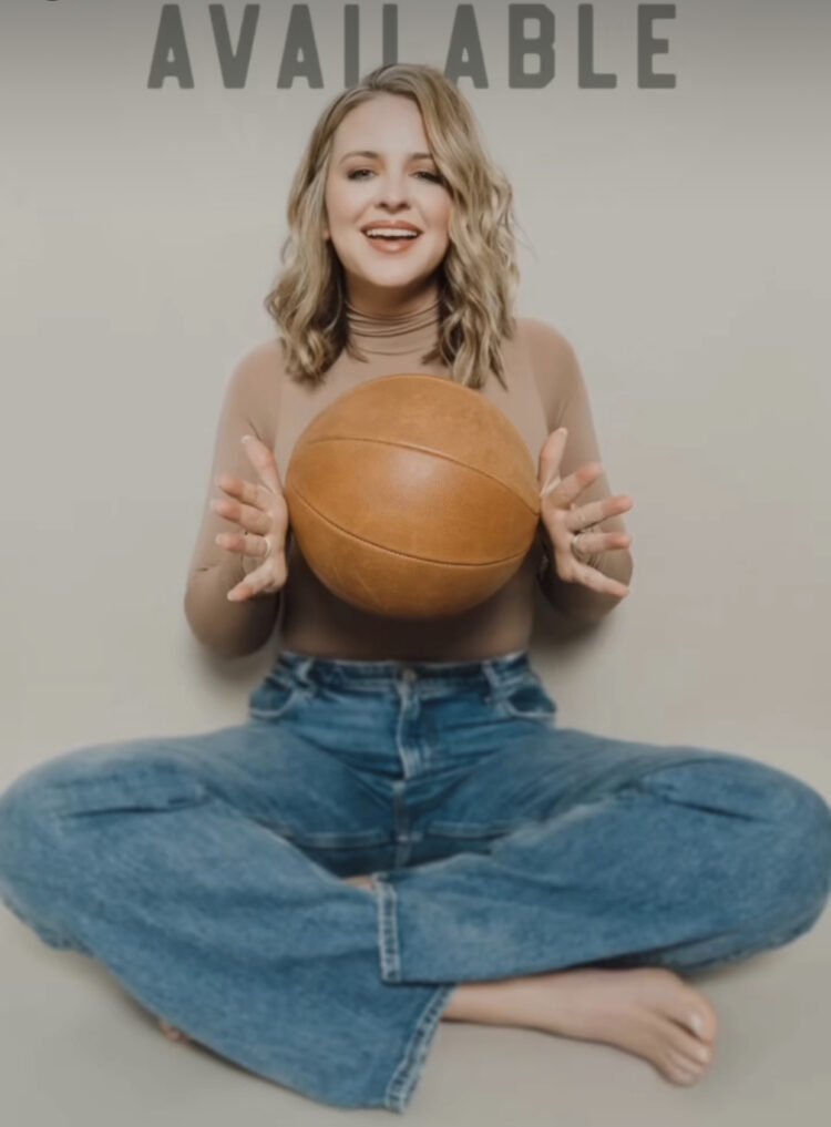 kristen ledlow feet