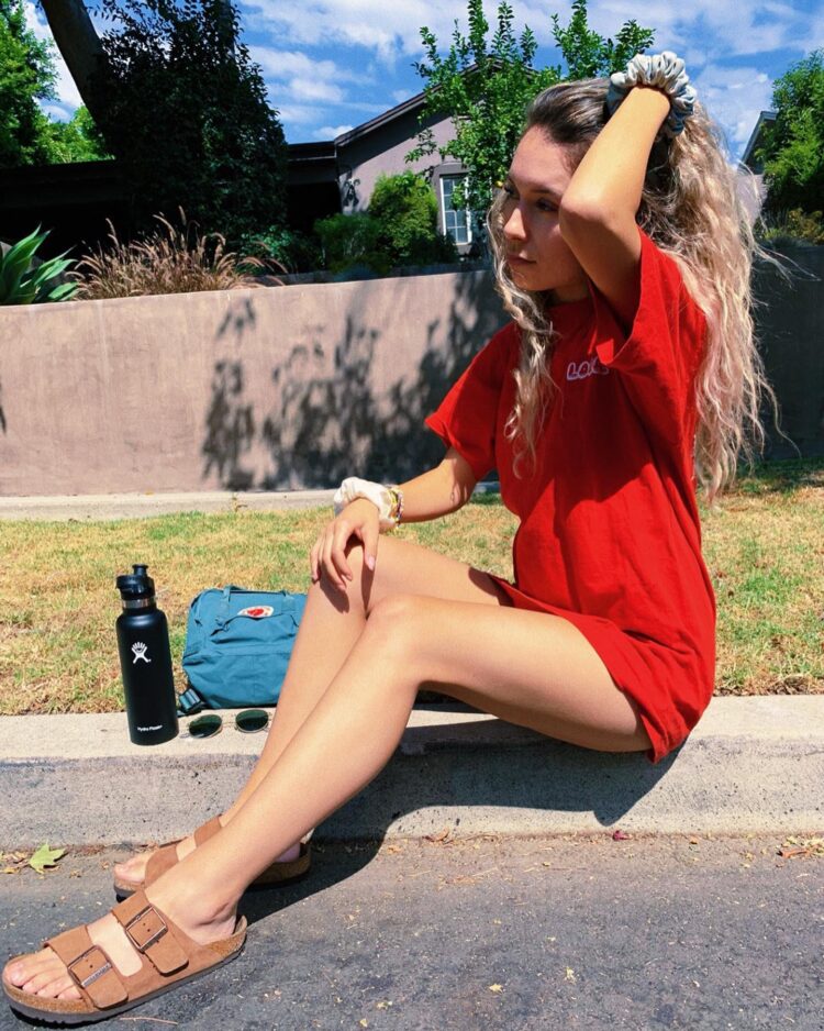 kristen mcatee feet 2