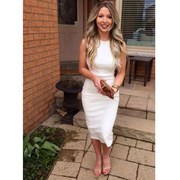 kristen mcgowan feet 1