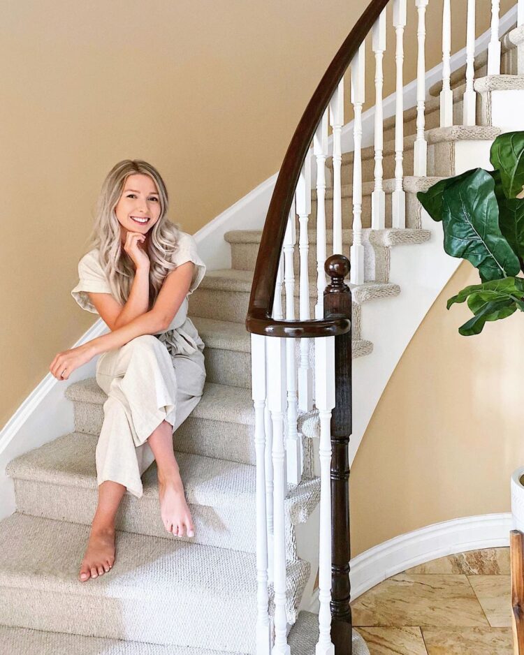 kristen mcgowan feet