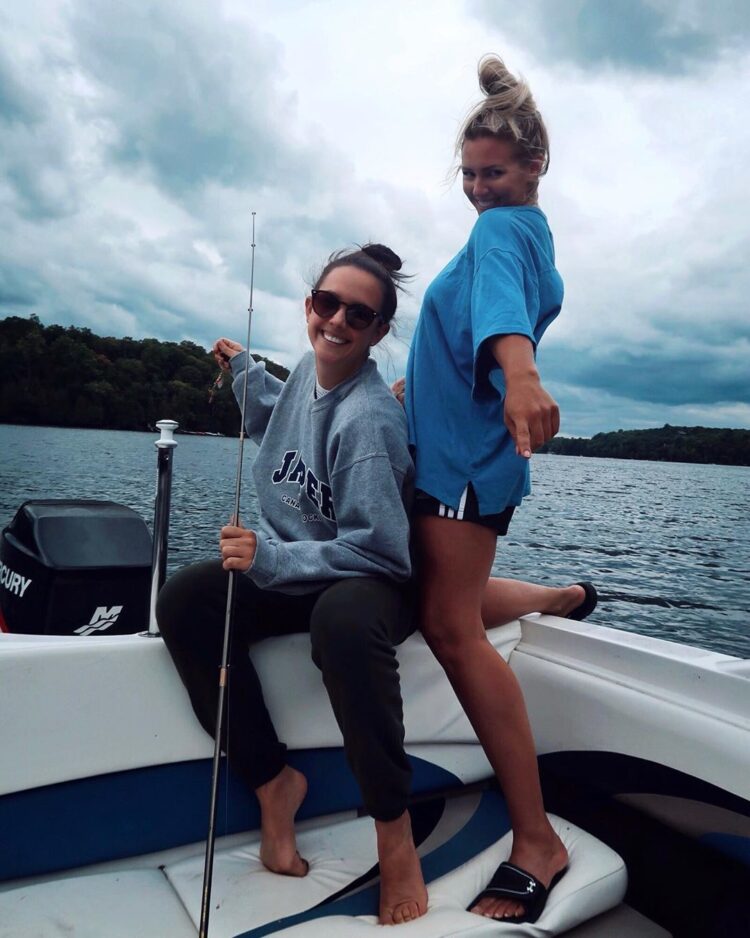 kristen mckenzie feet 3