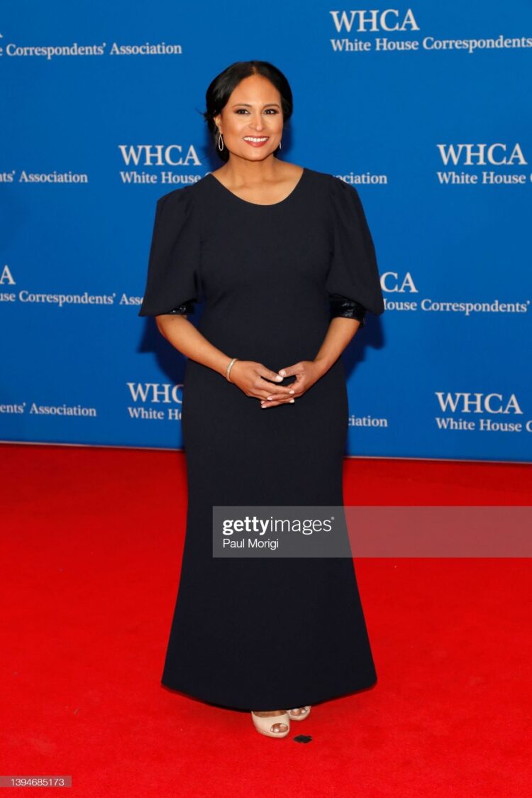 kristen welker feet 1