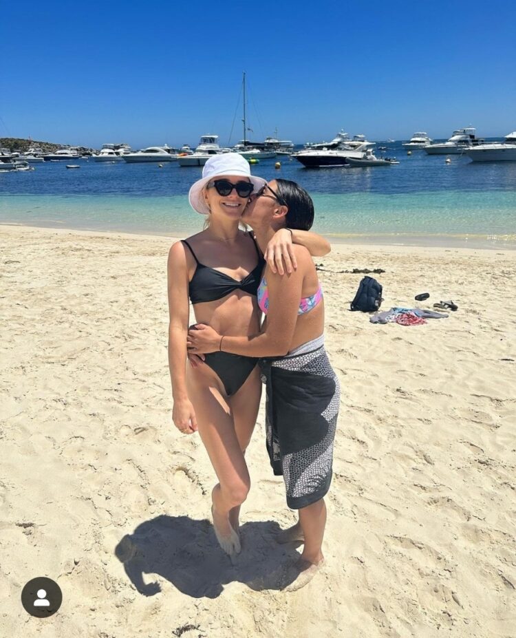 kristie mewis feet 4