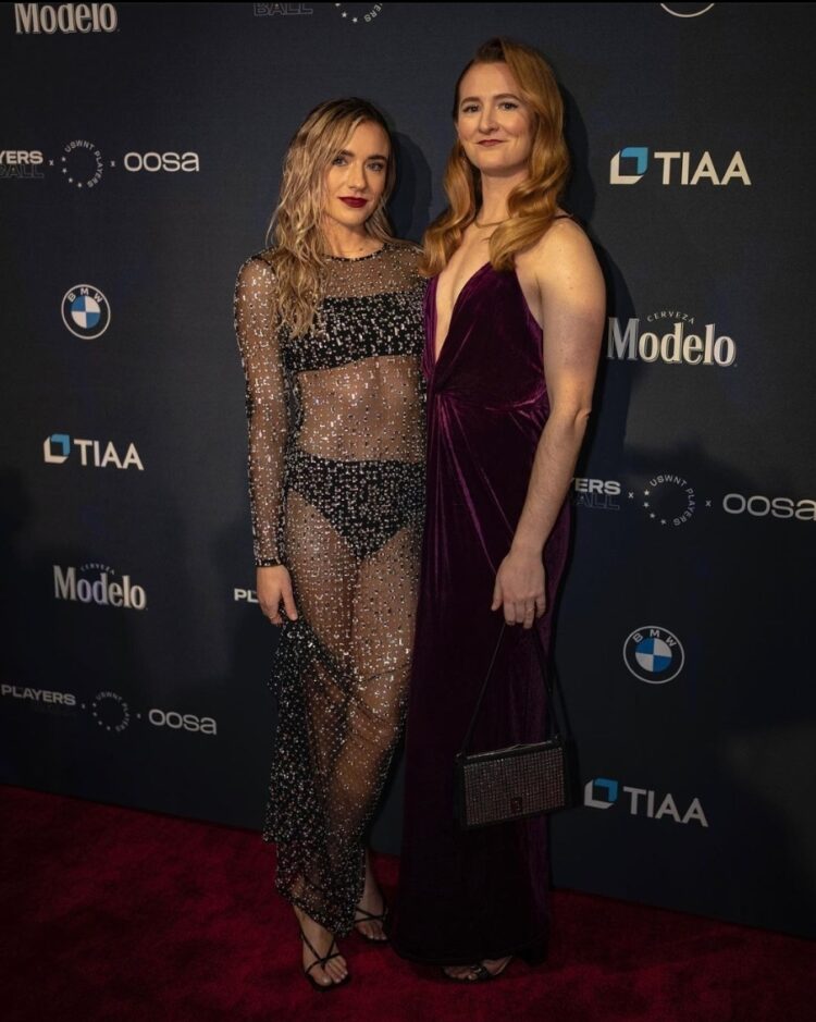 kristie mewis feet 5