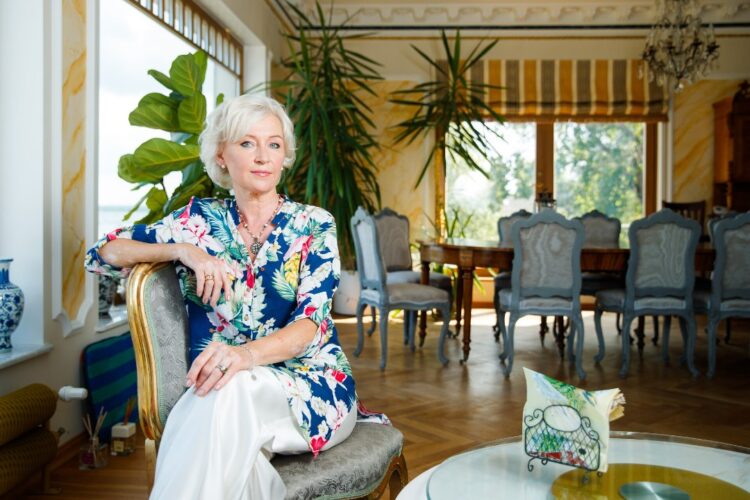 kristiina ojuland feet 3