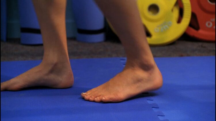 kristin kreuk feet 2