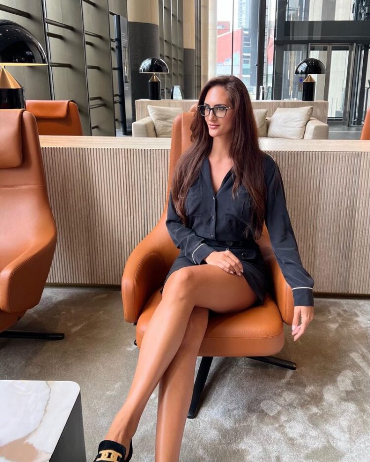 kristina andersen feet 5