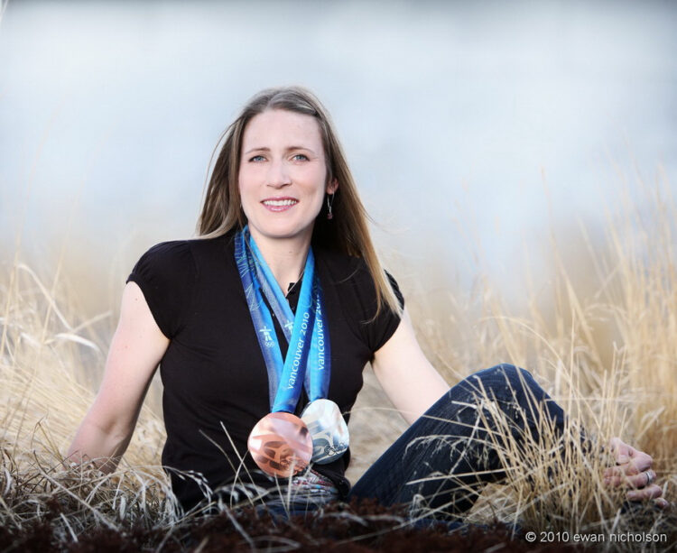 kristina groves feet 5