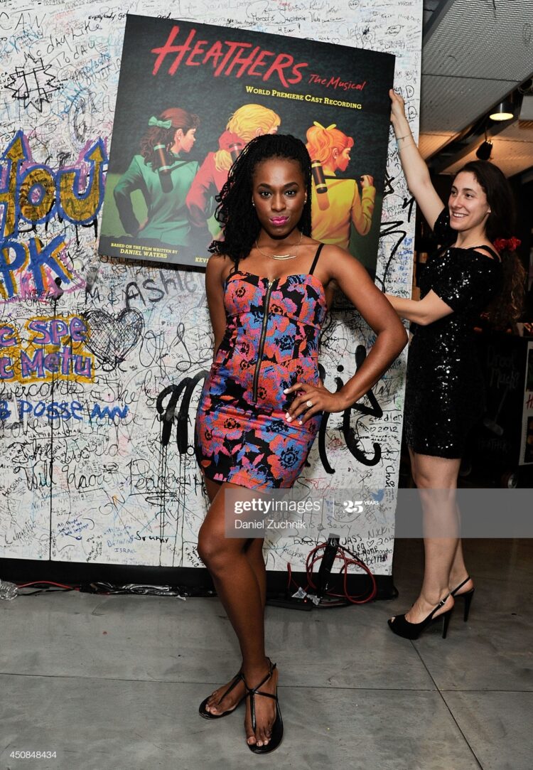 kristolyn lloyd feet 1