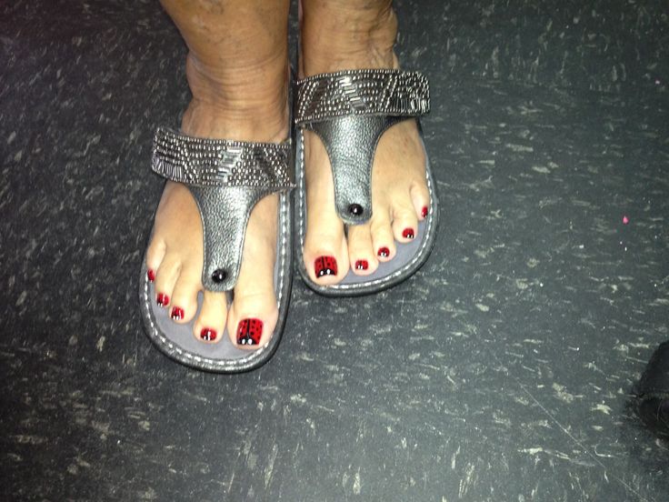 krysta rodriguez feet