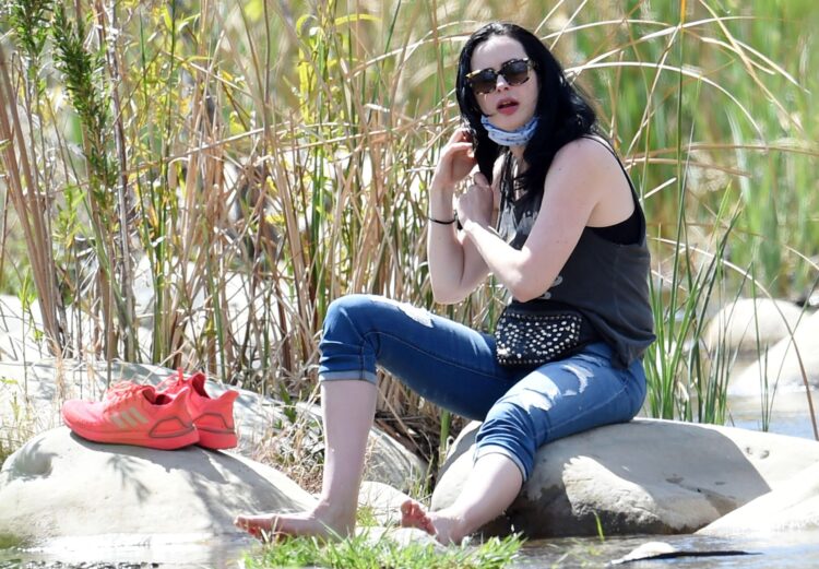 krysten ritter feet 3 scaled