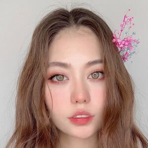 kurmangaliyeva aida feet