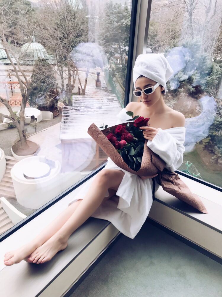 kurretulayn matur feet