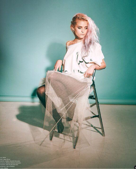 kyla la grange feet 3