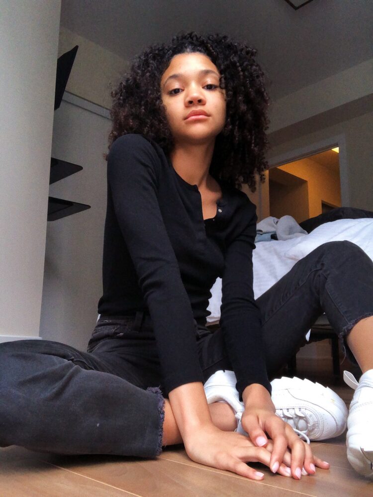 kylee russell feet 5