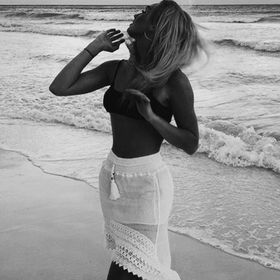 kyli olthafer feet 1