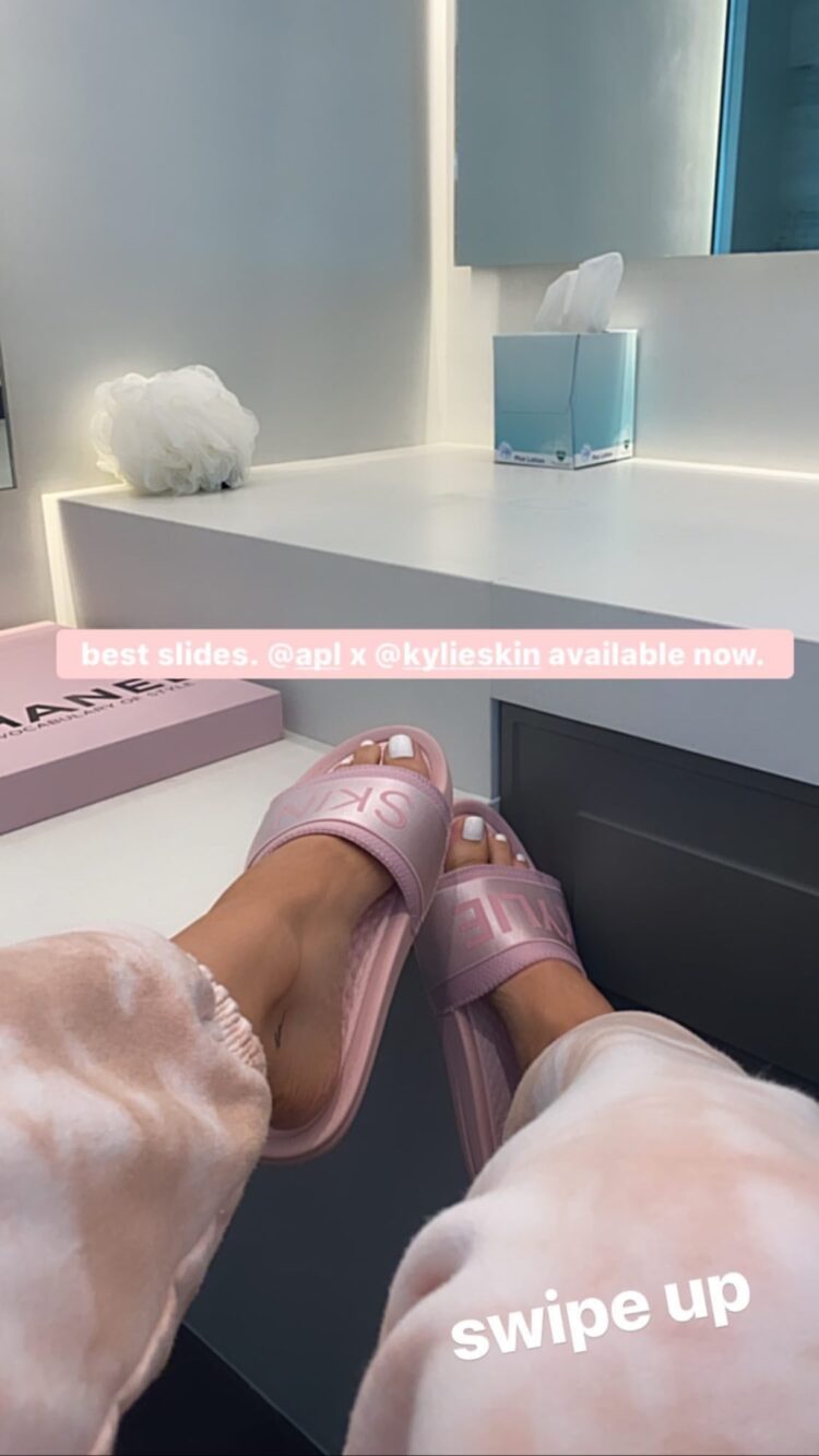 kylie johnson feet 1