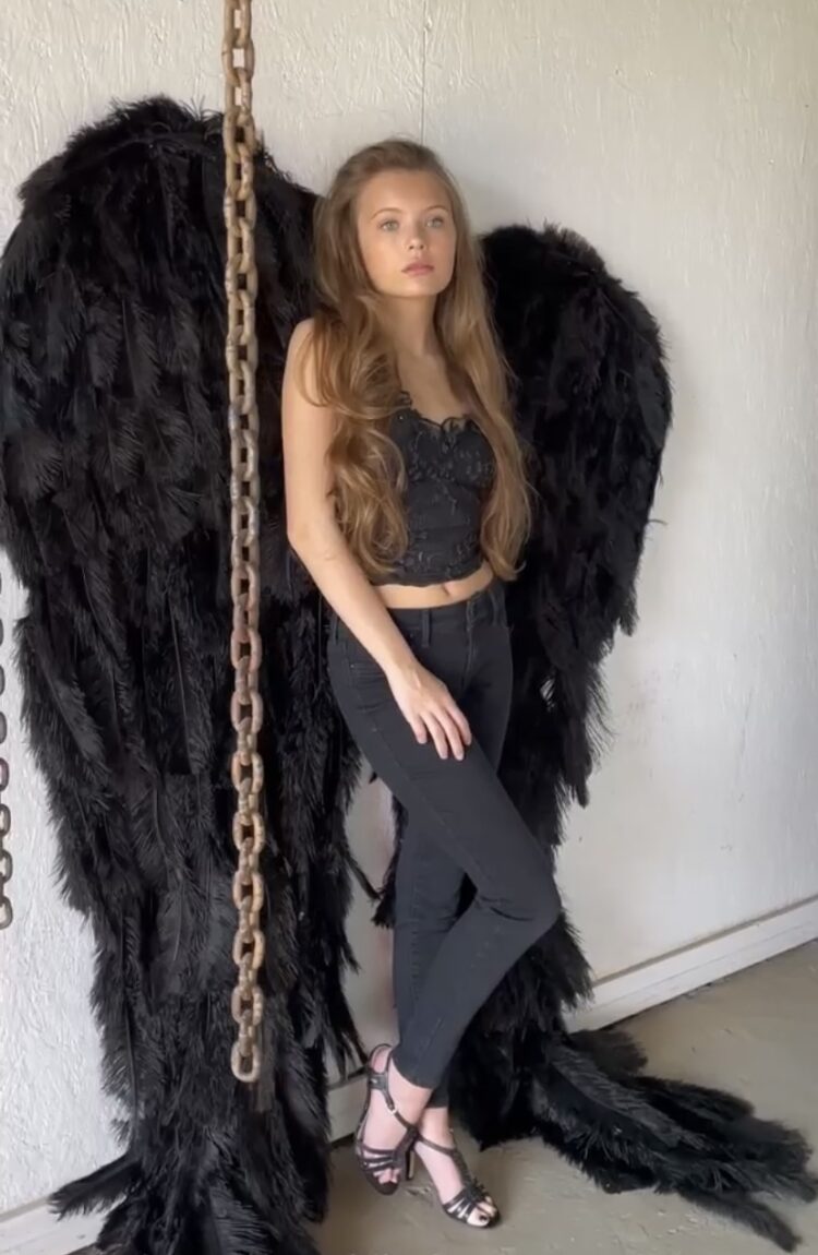 kylissa katalinich feet 5