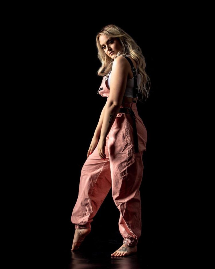 lacey schwimmer feet 4