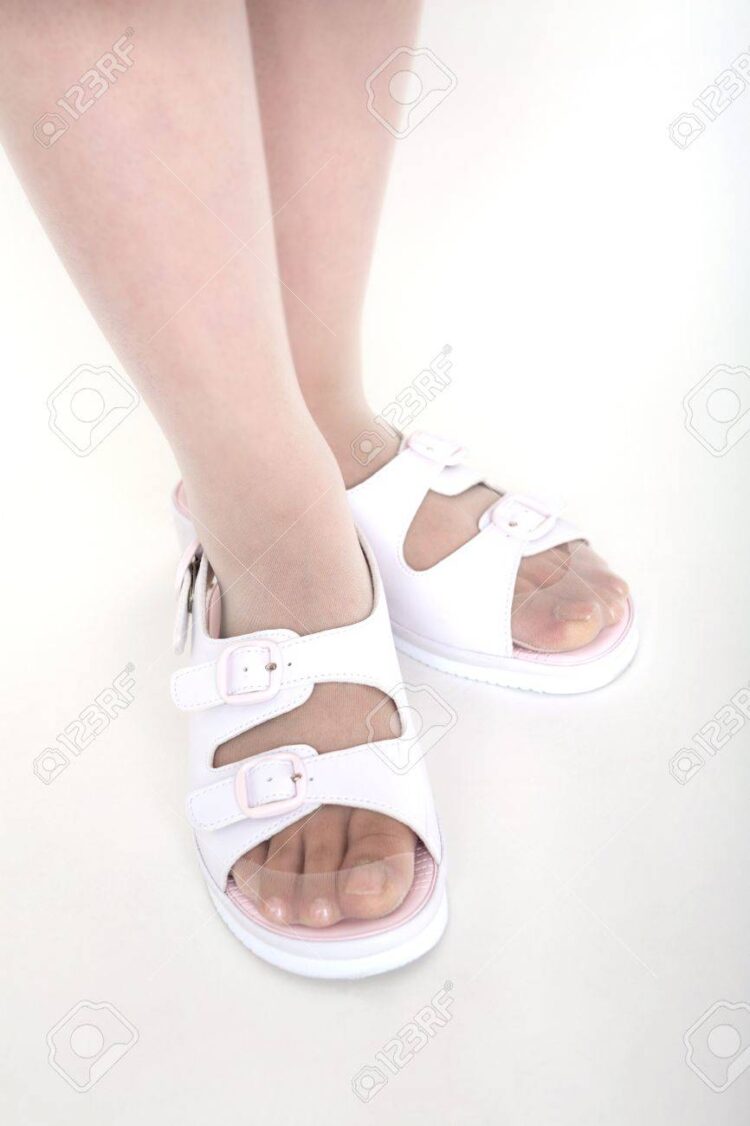 laenfermemera feet 1