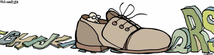 laerte coutinho feet 6