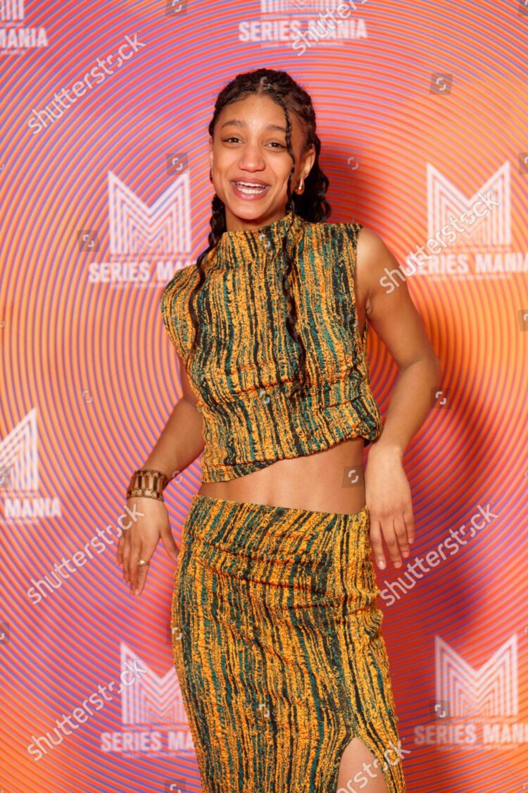 laika blanc francard feet 6