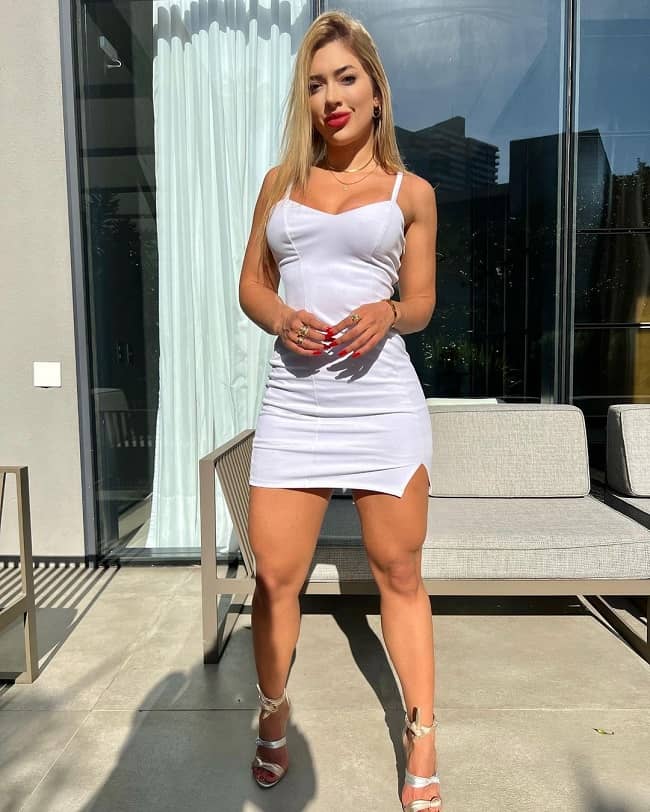 lais gabrielli feet 1