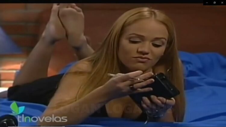 laisha wilkins feet 4