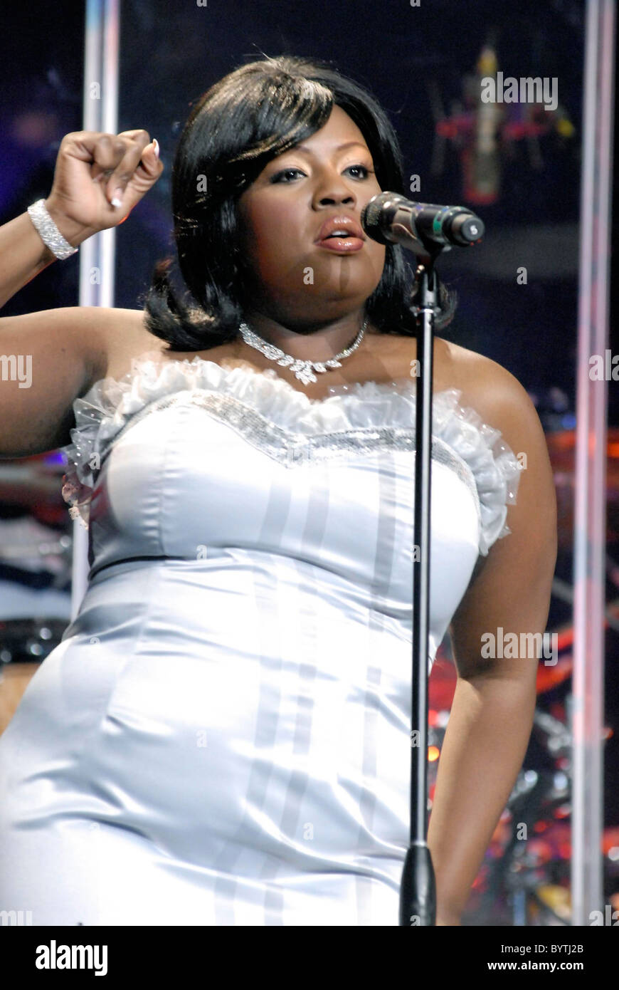 lakisha jones feet 5