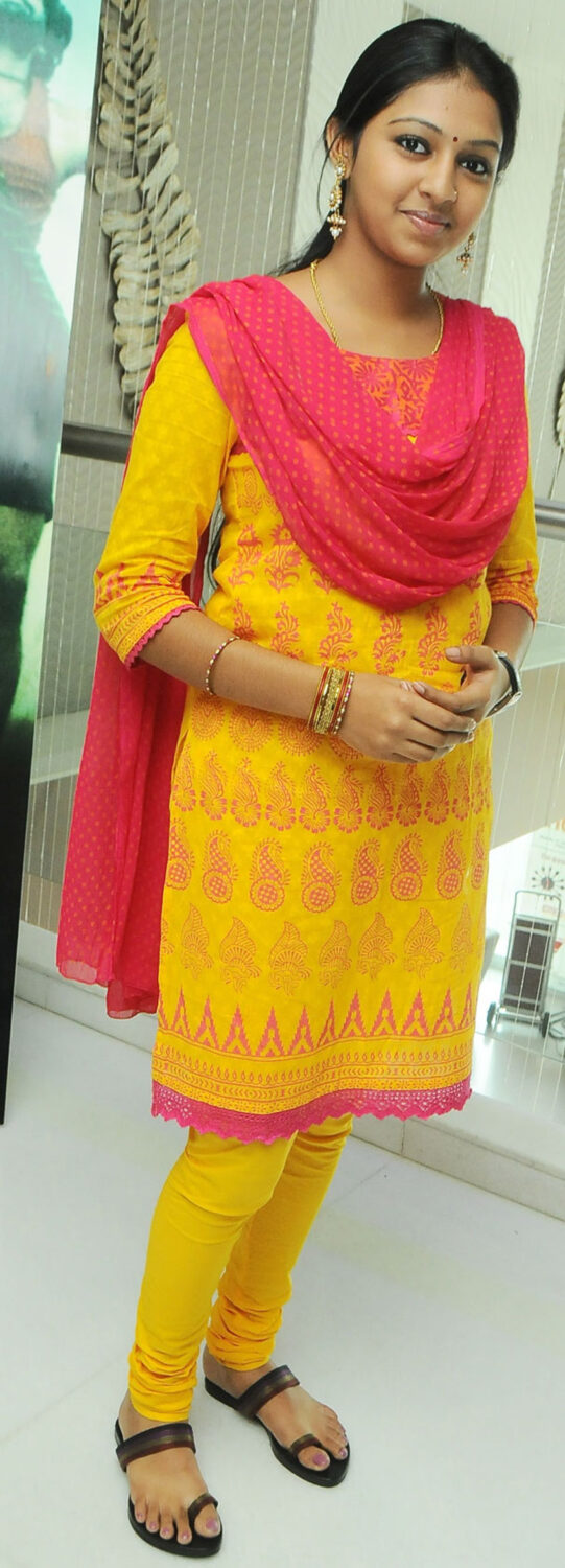 lakshmi menon feet 4