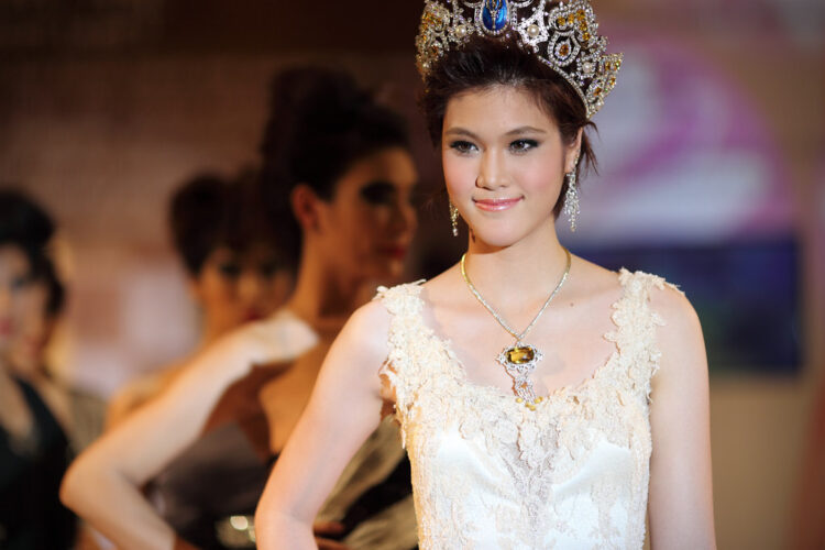 lalana kongtoranin feet