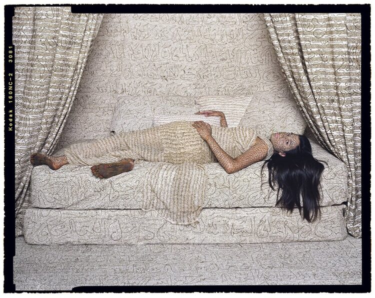 lalla essaydi feet 5