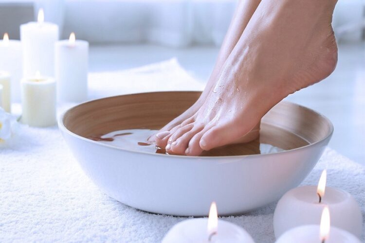 lam thuy nhan feet 3