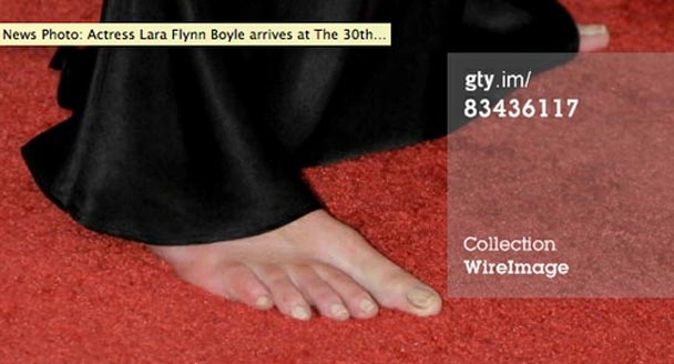 lara flynn boyle feet