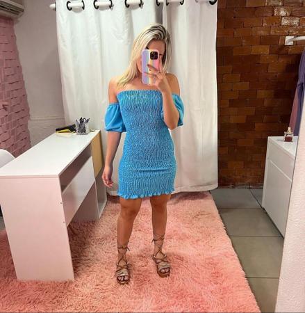 lara gabrielly feet 5