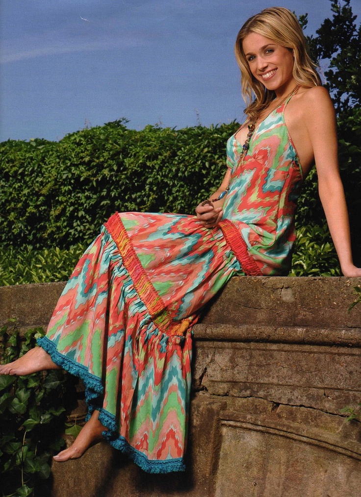 lara lewington feet 1