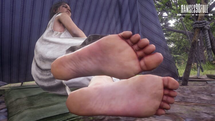 lara rebecca feet 3 scaled
