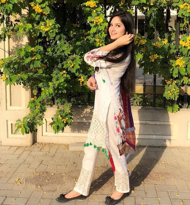 larahliciousss feet 1