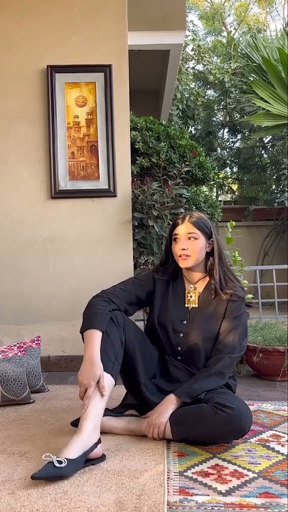 laraib rahim feet 6