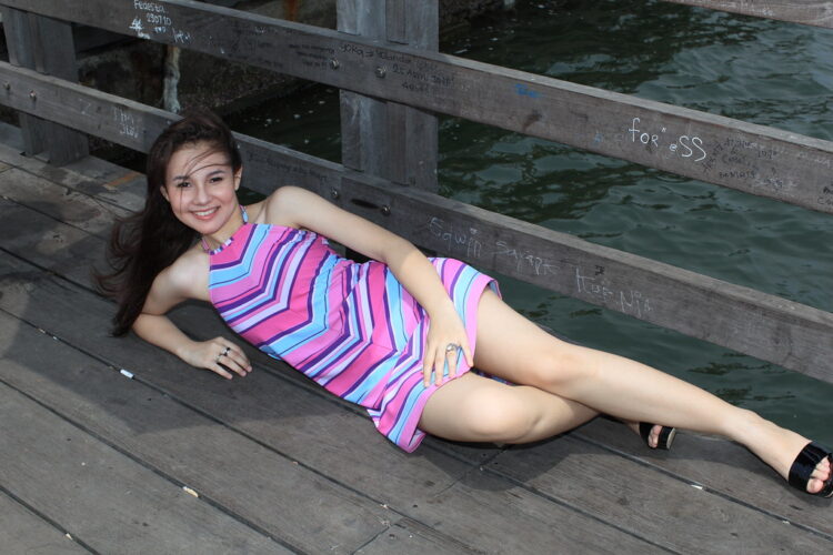 larasati nugroho feet