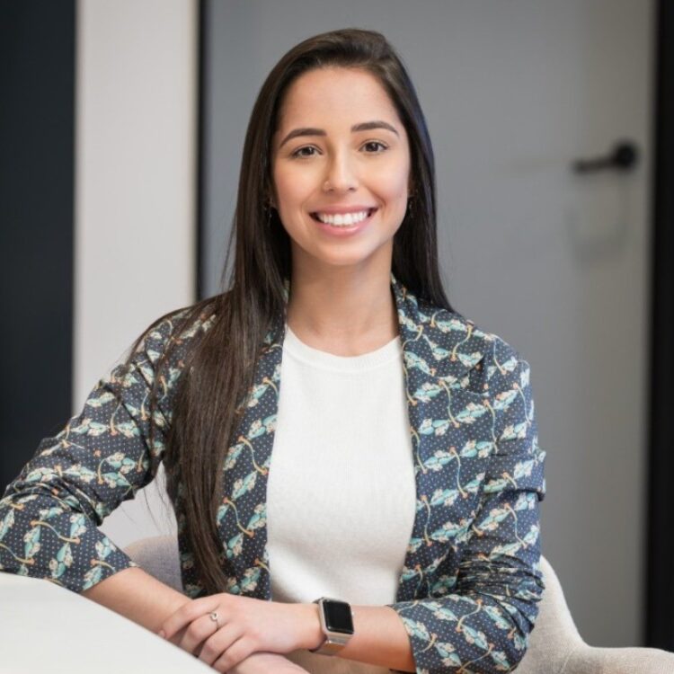 larissa fernandes feet 5